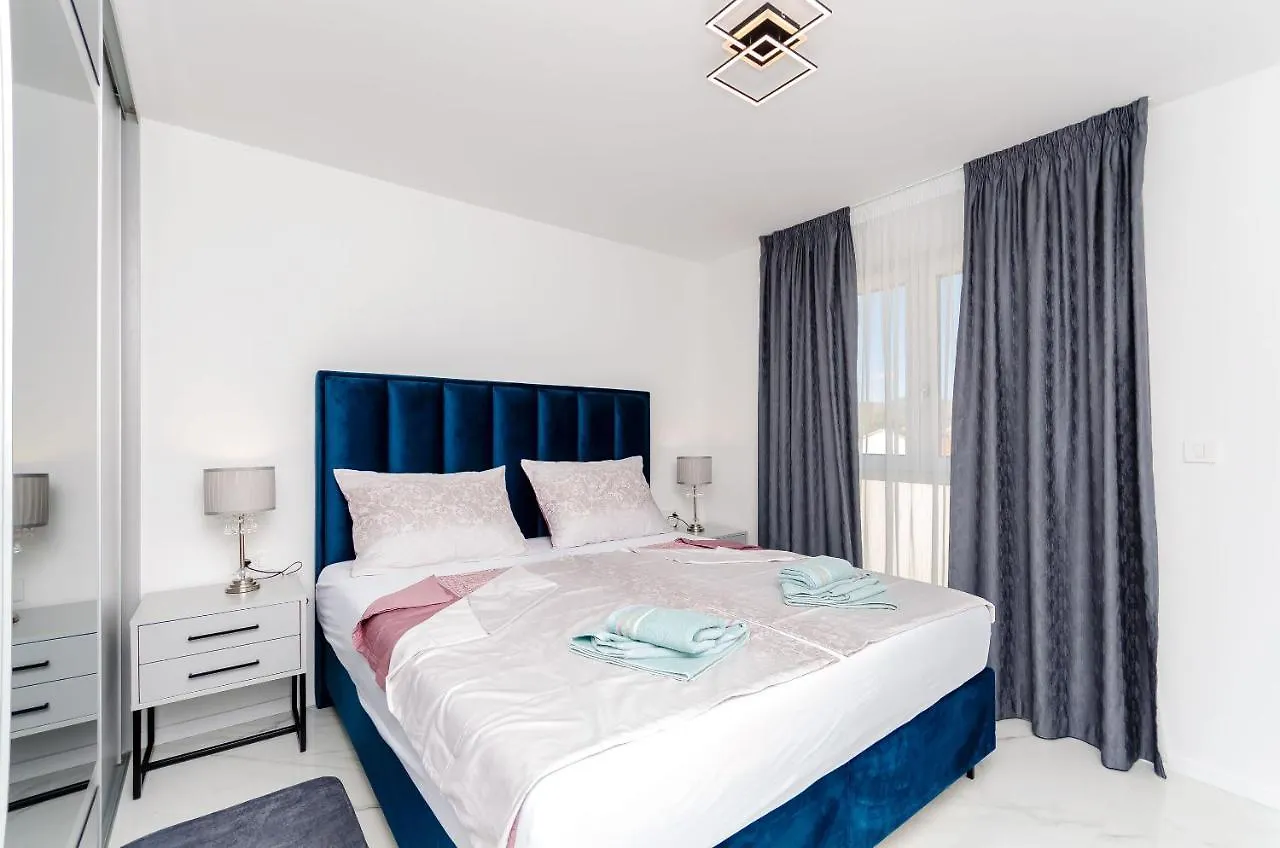 Apartments Crystal Luxury Trogir