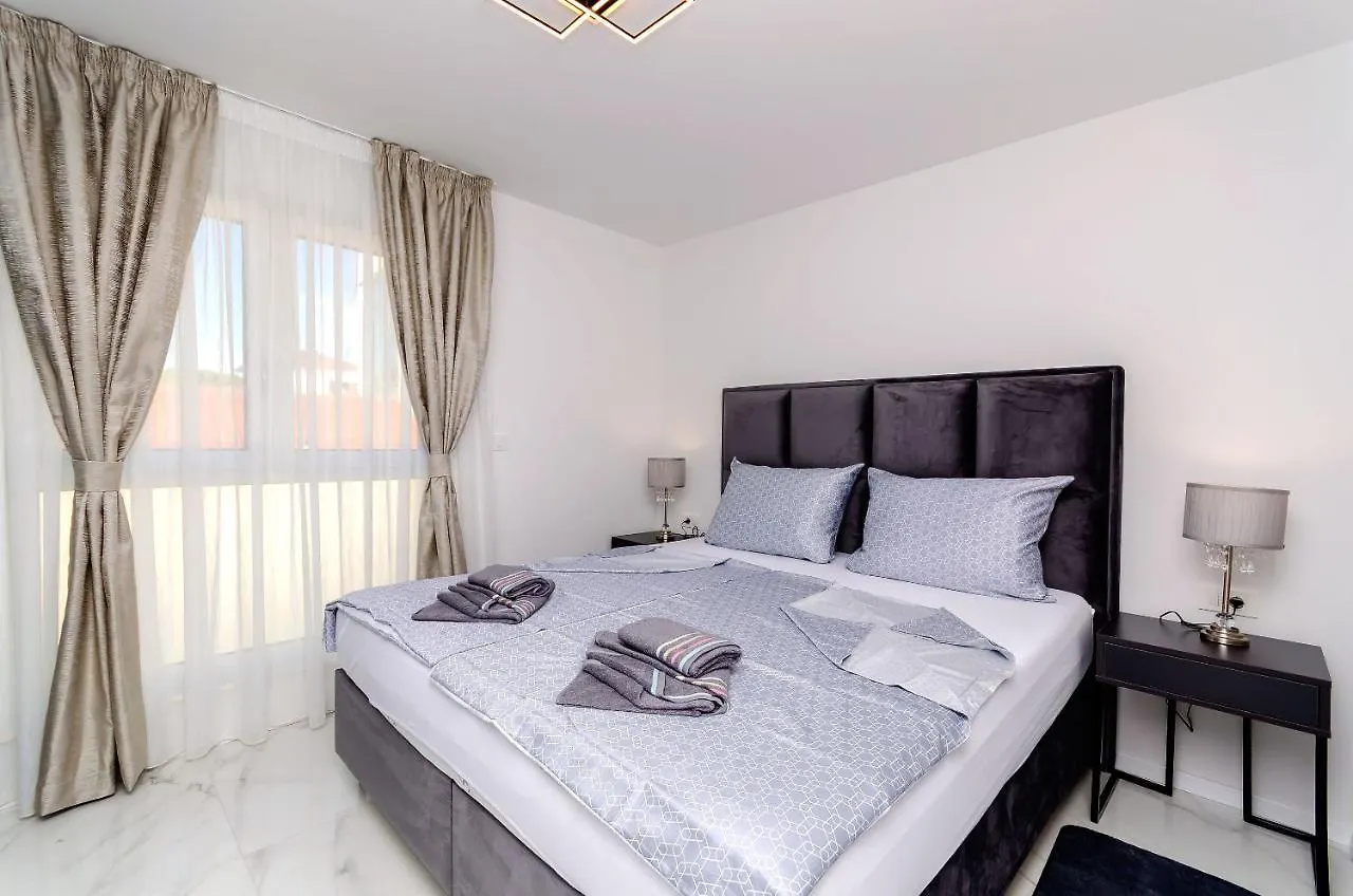 Apartments Crystal Luxury Trogir